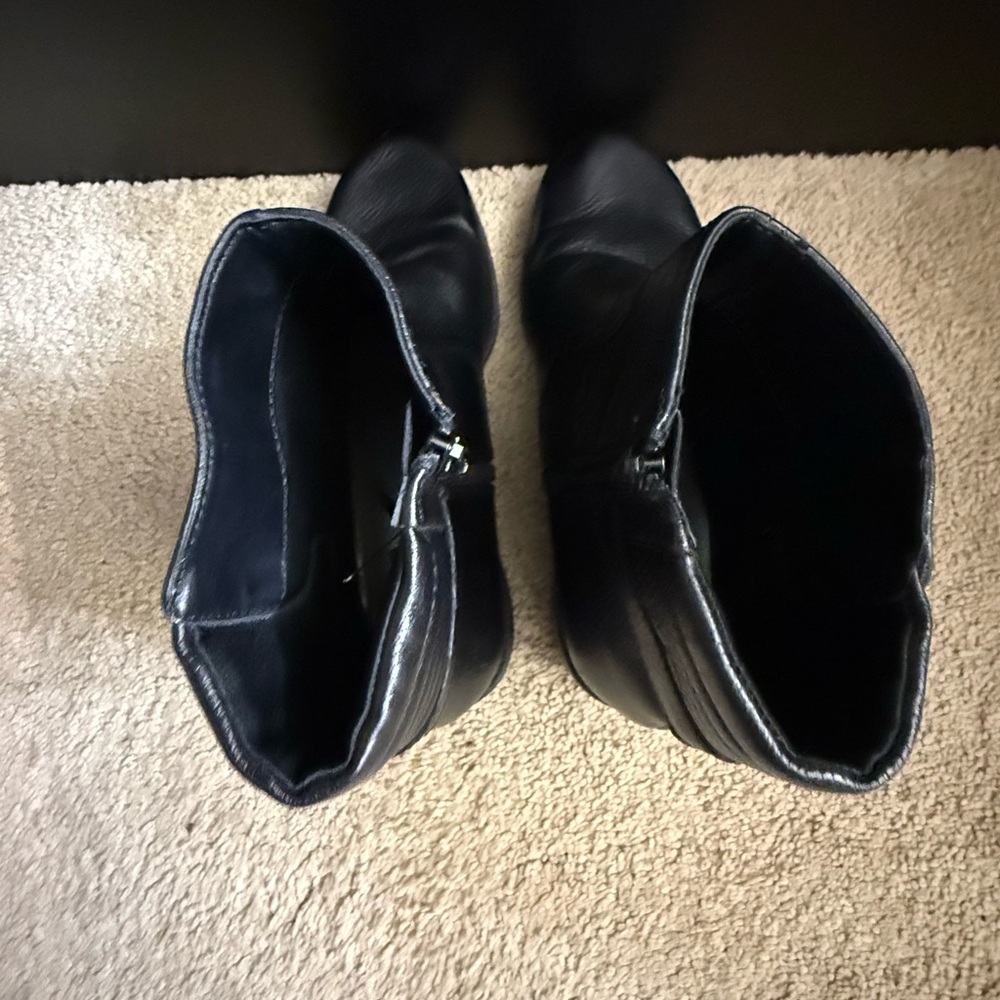 Anne Klein Sport Black Leather Ankle Boots SZ8.5 - Picture 7 of 11